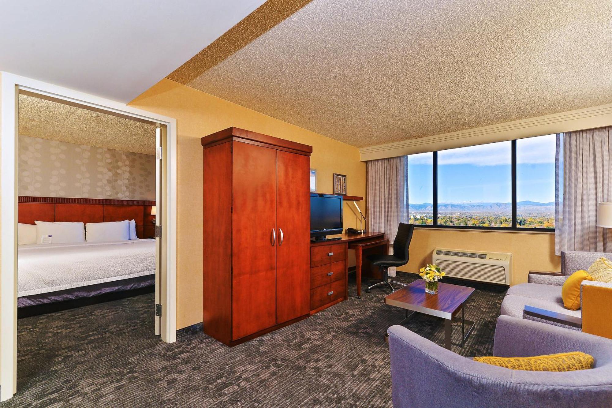 Courtyard By Marriott Denver Cherry Creek Exterior foto