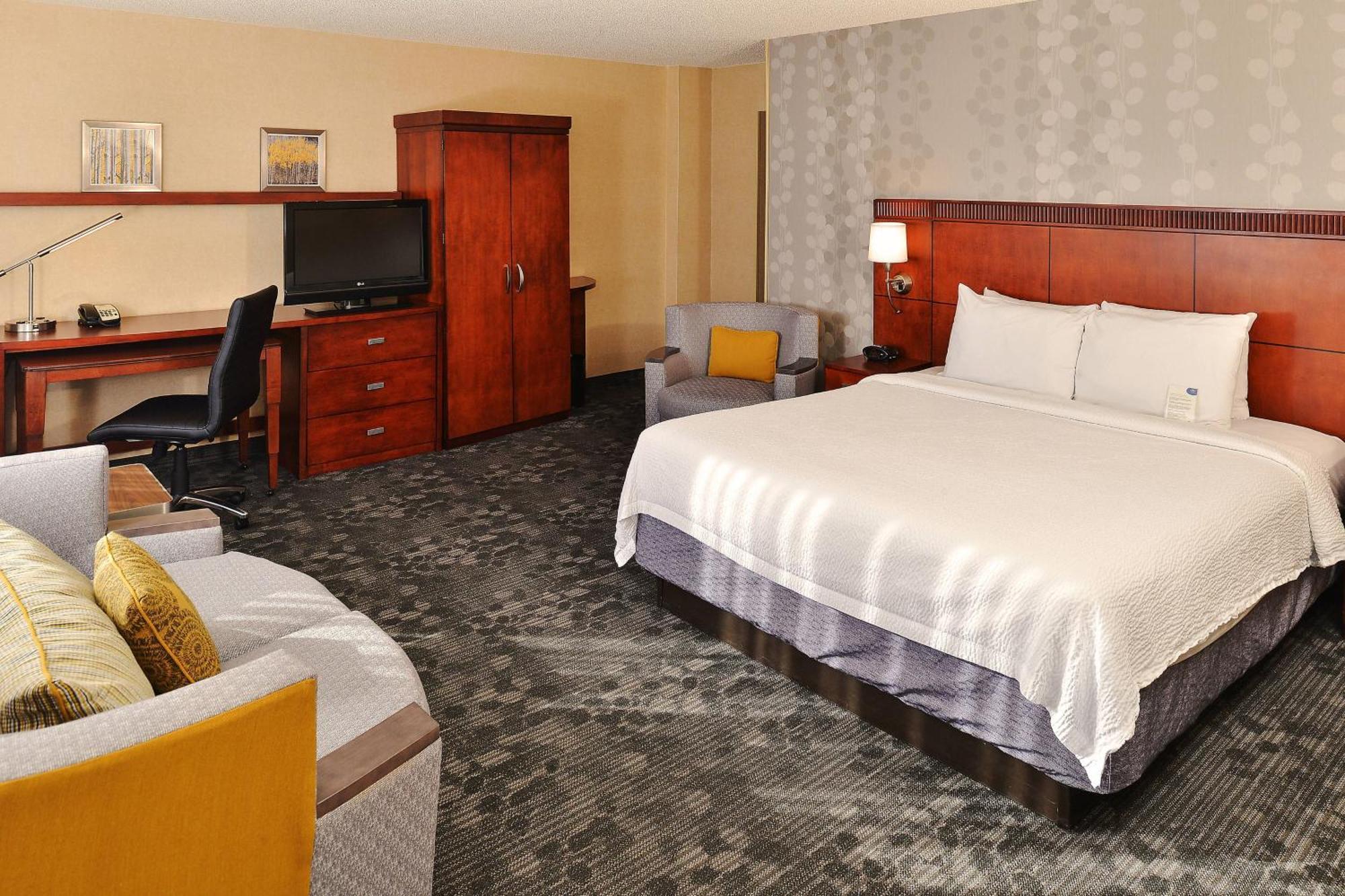 Courtyard By Marriott Denver Cherry Creek Exterior foto