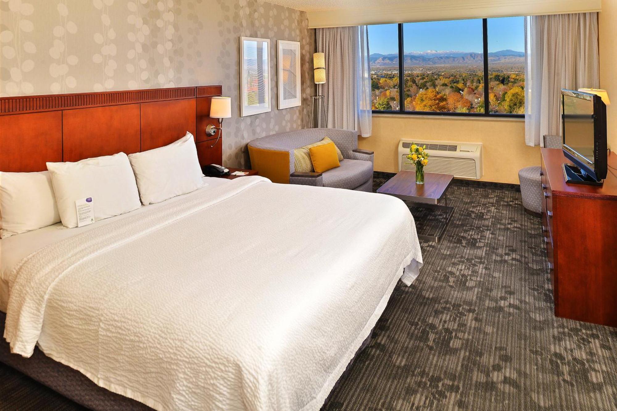 Courtyard By Marriott Denver Cherry Creek Exterior foto