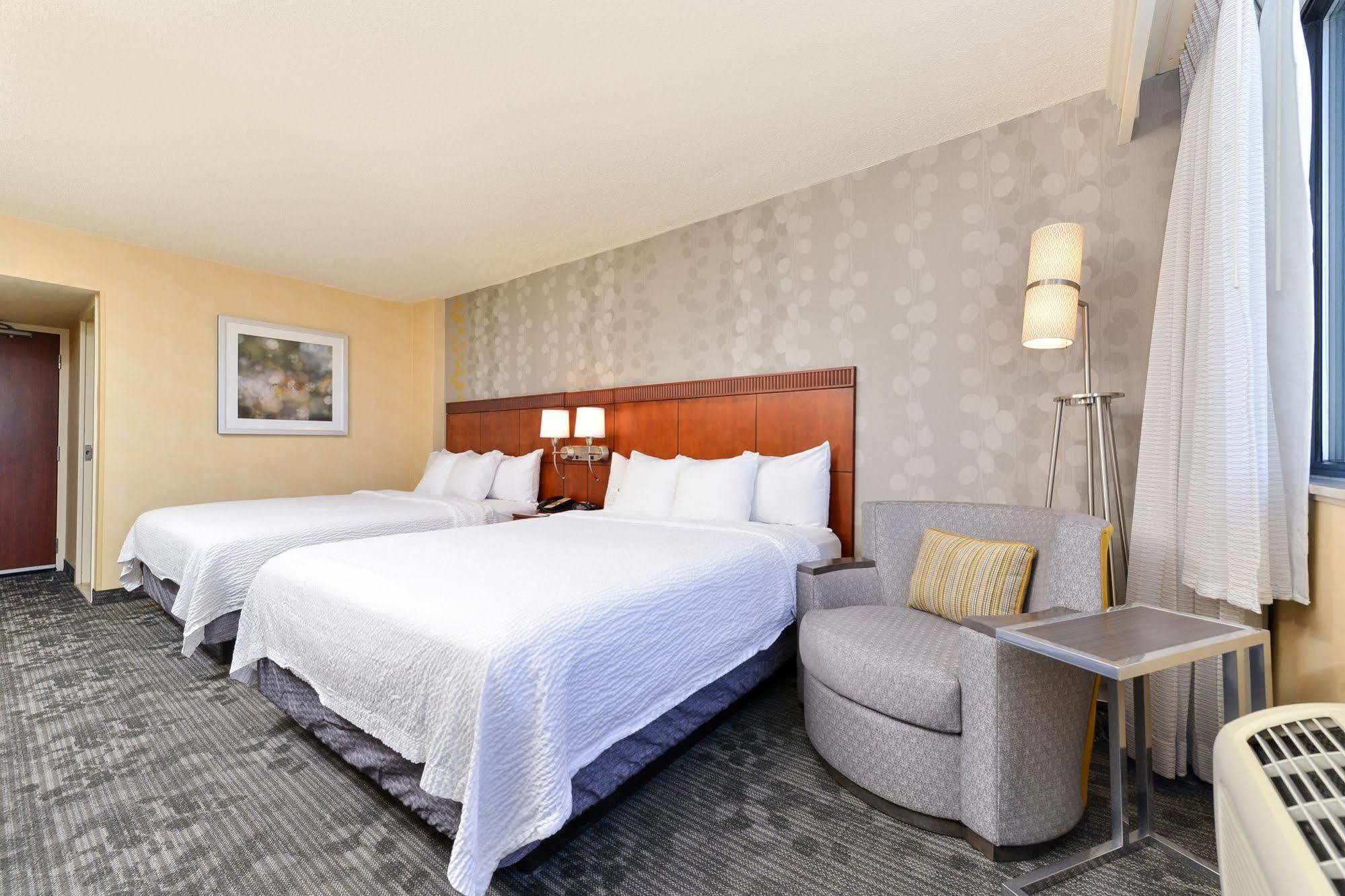 Courtyard By Marriott Denver Cherry Creek Exterior foto