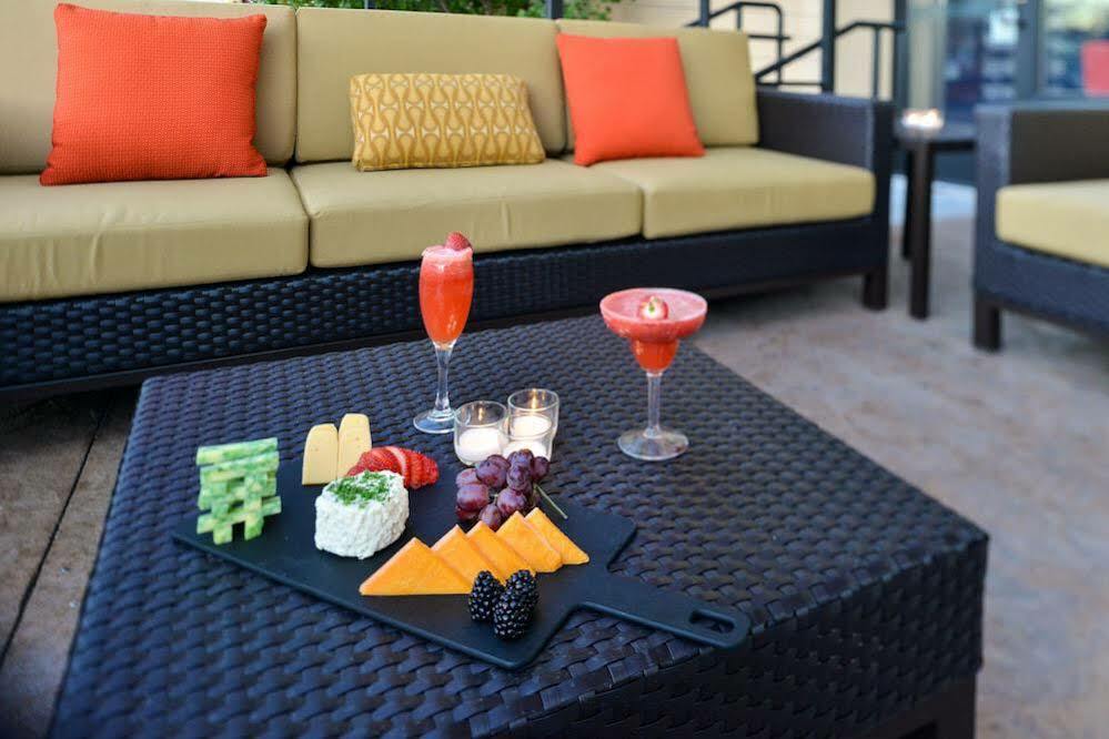 Courtyard By Marriott Denver Cherry Creek Exterior foto